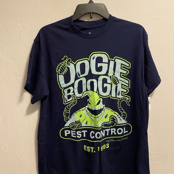 Disney Oogie Boogie Men’s Pest Control T-Shirt NWT - Picture 1 of 2